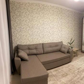 Сдается 1-комнатная квартира, 41 м²