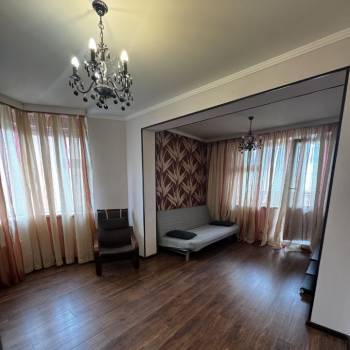 Сдается Многокомнатная квартира, 80 м²