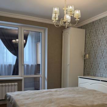 Сдается Многокомнатная квартира, 80 м²