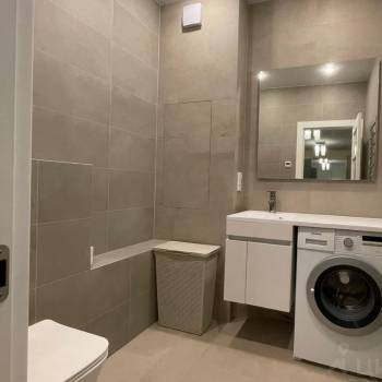 Сдается 2-х комнатная квартира, 83 м²