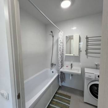 Сдается 2-х комнатная квартира, 63 м²