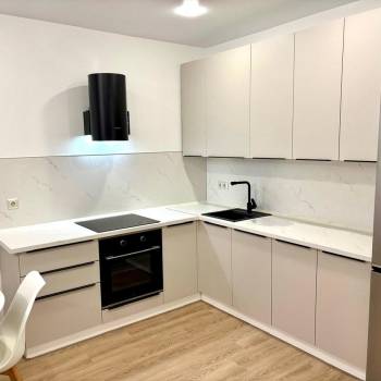 Сдается 1-комнатная квартира, 42 м²