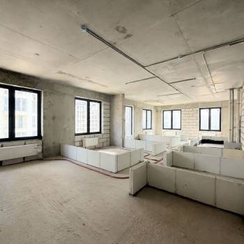 Продается Многокомнатная квартира, 82 м²