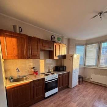 Сдается Многокомнатная квартира, 80 м²