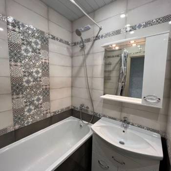 Сдается 1-комнатная квартира, 42 м²
