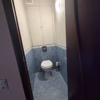Продается 1-комнатная квартира, 40,6 м²