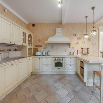 Сдается Дом, 320 м²