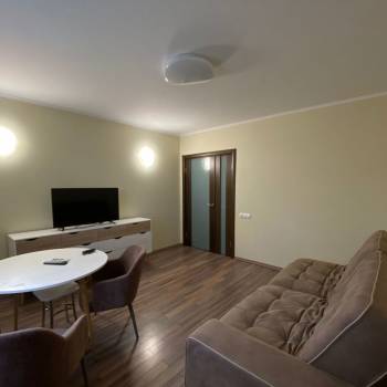 Сдается 2-х комнатная квартира, 56 м²