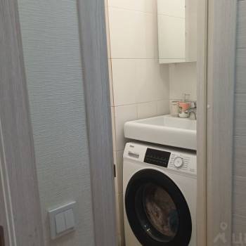 Продается 1-комнатная квартира, 33 м²