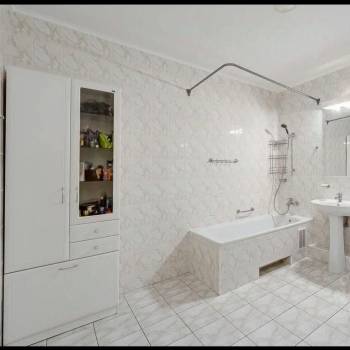 Сдается Многокомнатная квартира, 160 м²