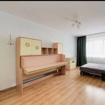 Сдается Многокомнатная квартира, 160 м²