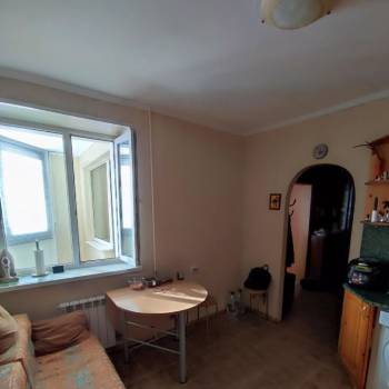 Продается 1-комнатная квартира, 35 м²