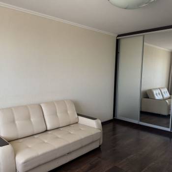 Сдается 2-х комнатная квартира, 75 м²