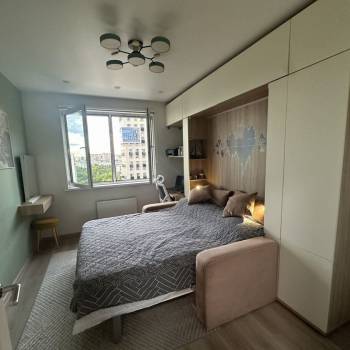 Продается 1-комнатная квартира, 37,8 м²