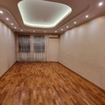 Продается 3-х комнатная квартира, 77 м²