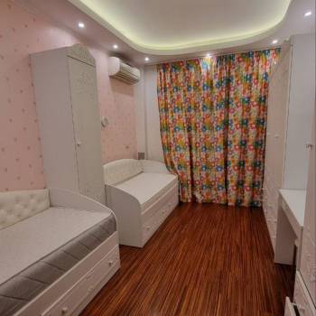 Продается 3-х комнатная квартира, 77 м²