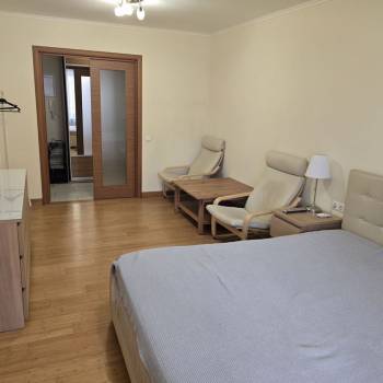 Сдается 1-комнатная квартира, 41 м²