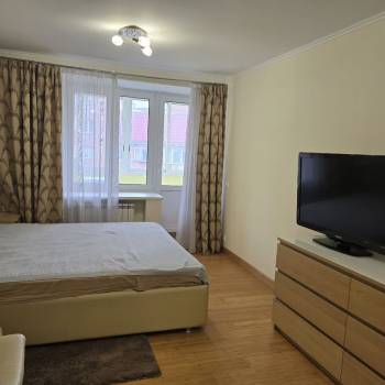 Сдается 1-комнатная квартира, 41 м²