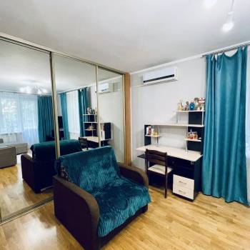 Сдается 1-комнатная квартира, 32 м²