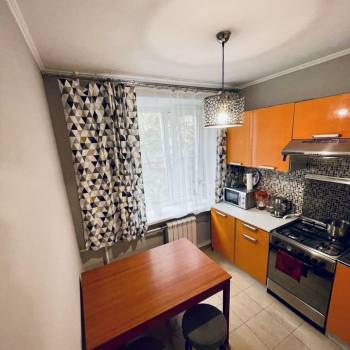 Сдается 1-комнатная квартира, 32 м²