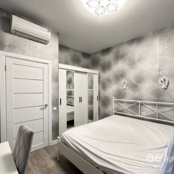 Сдается 1-комнатная квартира, 39 м²