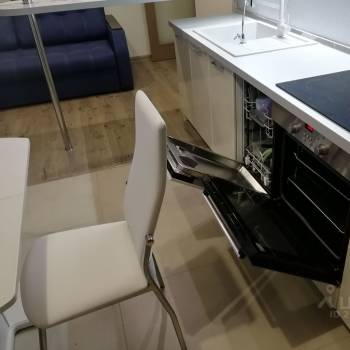 Сдается Многокомнатная квартира, 60 м²