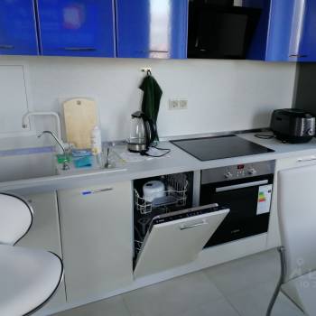 Сдается Многокомнатная квартира, 60 м²