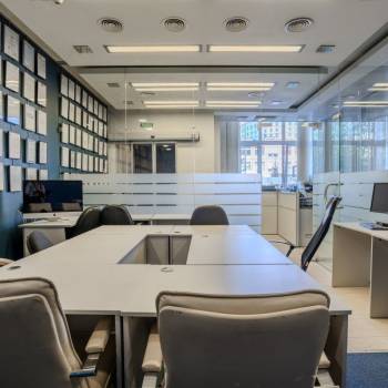 Продается Нежилое помещение, 192 м²