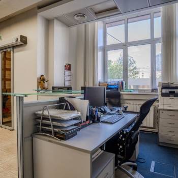 Продается Нежилое помещение, 192 м²
