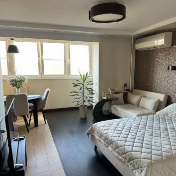 Продается 1-комнатная квартира, 45 м²