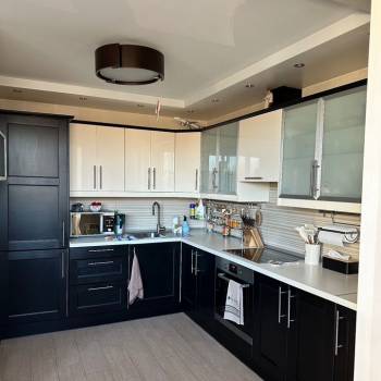Продается 1-комнатная квартира, 45 м²