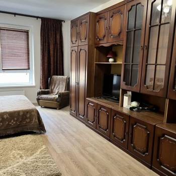 Сдается 1-комнатная квартира, 43 м²