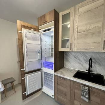 Сдается 1-комнатная квартира, 43 м²