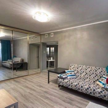 Сдается Многокомнатная квартира, 57 м²