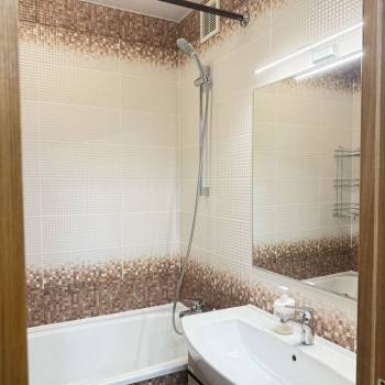Сдается 1-комнатная квартира, 42 м²