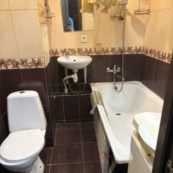 Продается 1-комнатная квартира, 38 м²