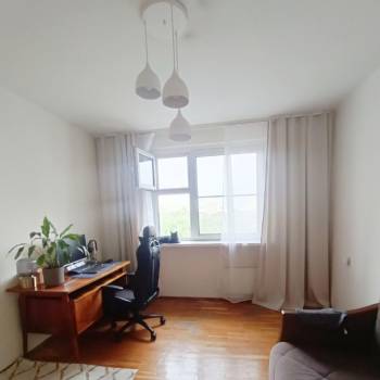 Продается 3-х комнатная квартира, 77 м²