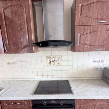 Сдается Многокомнатная квартира, 105 м²