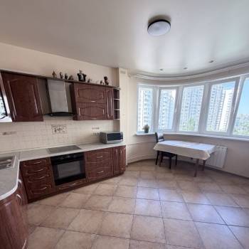Сдается Многокомнатная квартира, 105 м²