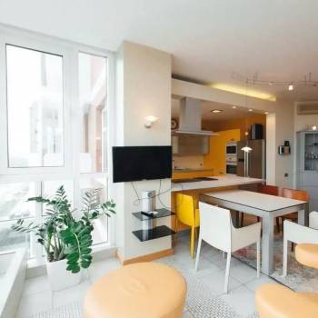 Сдается Многокомнатная квартира, 162,7 м²