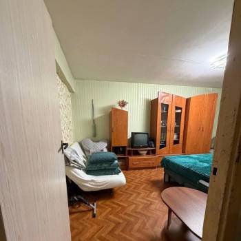 Продается 1-комнатная квартира, 31,9 м²