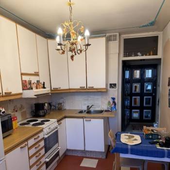 Продается 1-комнатная квартира, 35 м²