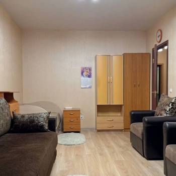 Сдается 1-комнатная квартира, 44 м²