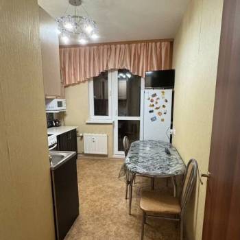 Сдается 1-комнатная квартира, 44 м²