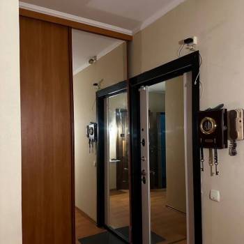 Продается 1-комнатная квартира, 39 м²