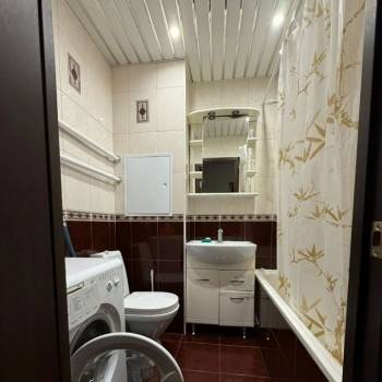 Сдается 1-комнатная квартира, 38 м²