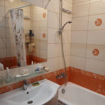 Продается 1-комнатная квартира, 51 м²