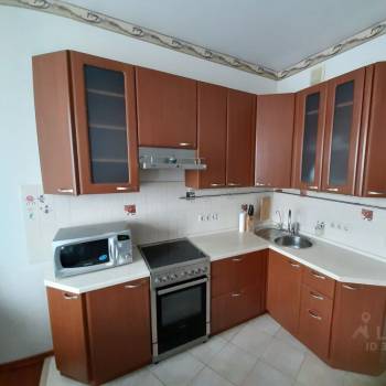 Продается 1-комнатная квартира, 51 м²