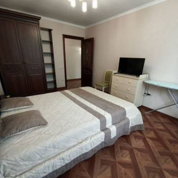 Сдается Многокомнатная квартира, 62,5 м²