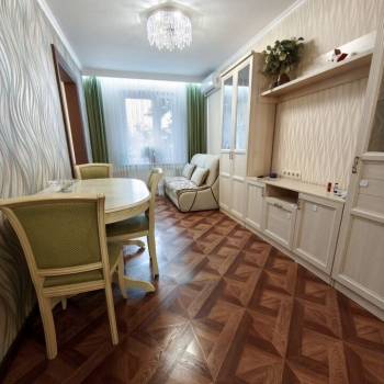 Сдается Многокомнатная квартира, 62,5 м²